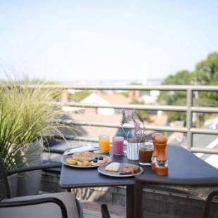 Фотографии гостиницы
Mill Street Inn