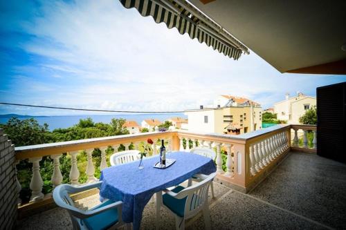 Фотография гостевого дома Family friendly seaside apartments Kozino, Zadar - 5749