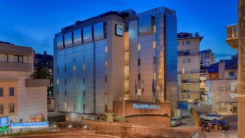 Фотография гостиницы NH Bergamo