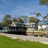 Фотография мотеля Risby Cove