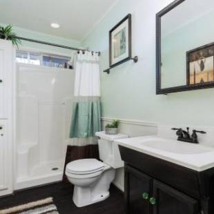 Фотографии гостевого дома
Escape From The Storm