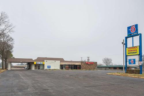 Фотография гостиницы Motel 6-Brinkley, AR