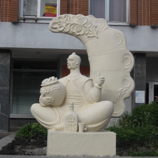 Фотография Памятник варенику