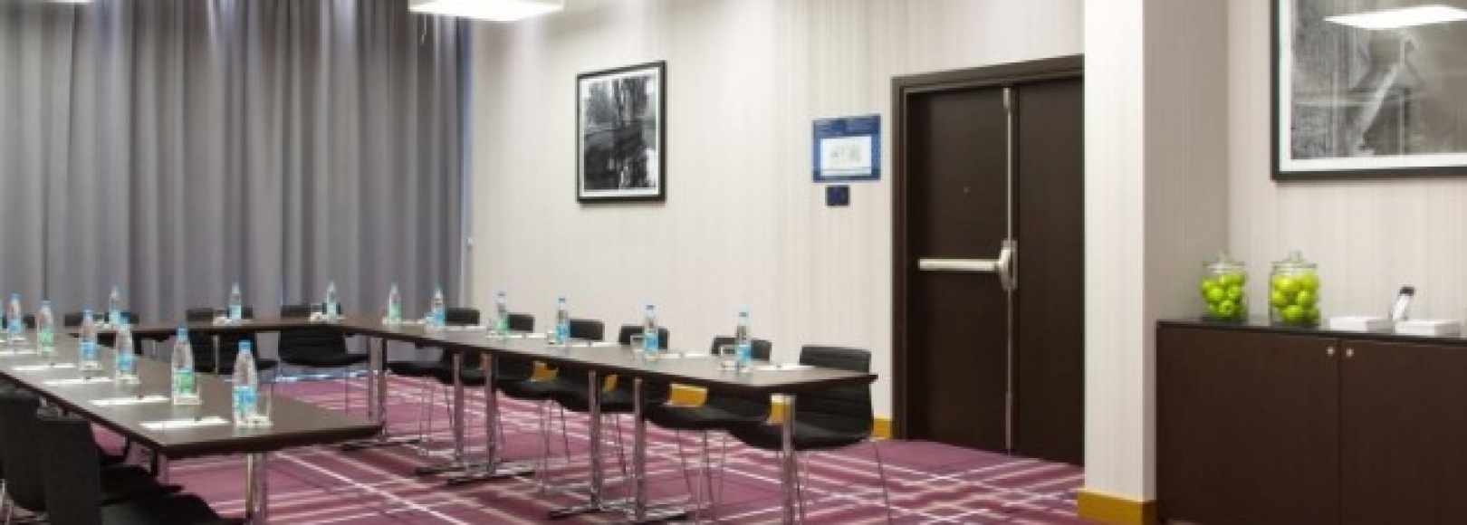 Фотография комнаты для переговоров Hampton by Hilton Saint-Petersburg ExpoForum №1