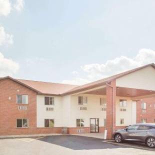 Фотографии гостиницы
Super 8 by Wyndham Monmouth IL