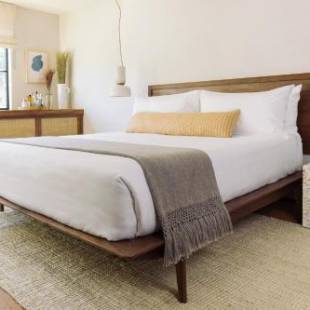 Фотографии гостиницы
Silver Lake Pool & Inn