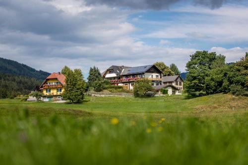 Фотография гостиницы Hotel Gasthof zur Linde