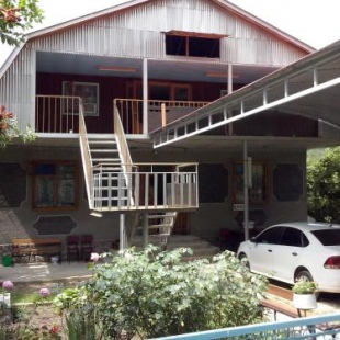 Фотография гостевого дома Домик в шубе