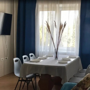 Фотография квартиры Квартира Просторная Трёхкомнатная с Изолированными Спальнями