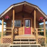 Фотография кемпинга Redwood Coast Cabins and RV Resort