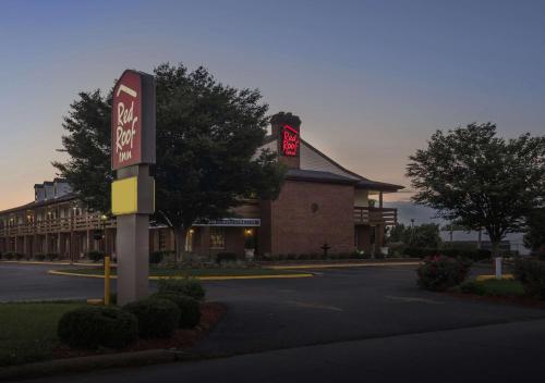 Фотография мини отеля Red Roof Inn Uhrichsville
