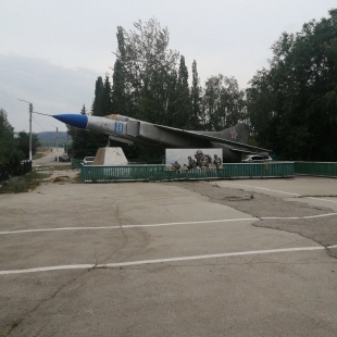 Фотография памятника Памятник Самолет МИГ-23