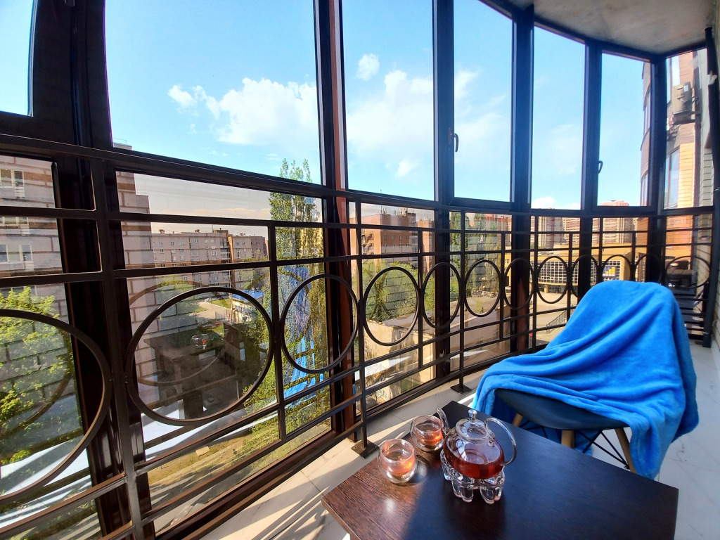 Фотография квартиры Квартира сети Неотель панорамная рядом с ВГУ, памятником Славы