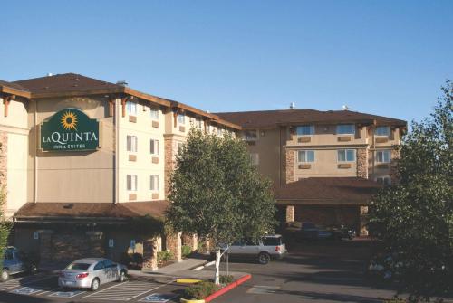 Фотография гостиницы La Quinta by Wyndham Vancouver