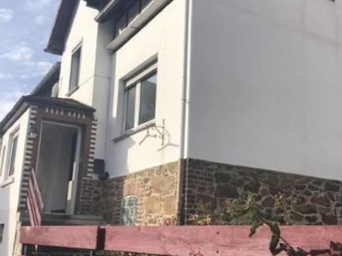 Фотография гостевого дома Restful Holiday Home in Brilon with Garden