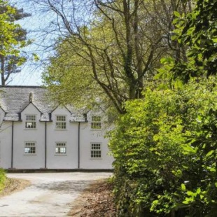 Фотография гостевого дома Garden Cottage - Rhoscolyn