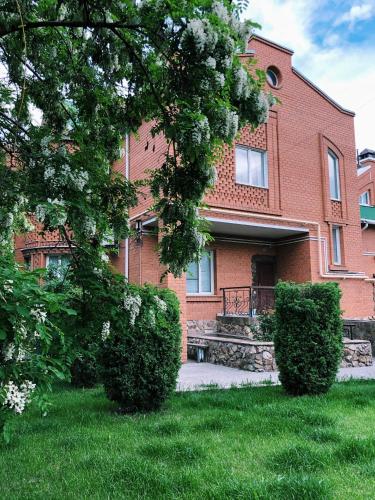 Фотографии гостевого дома 
            Дом для отпуска На Красной, 14