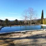 Фотография гостевого дома Demeure de 3 chambres avec piscine privee et jardin clos a Villecroze