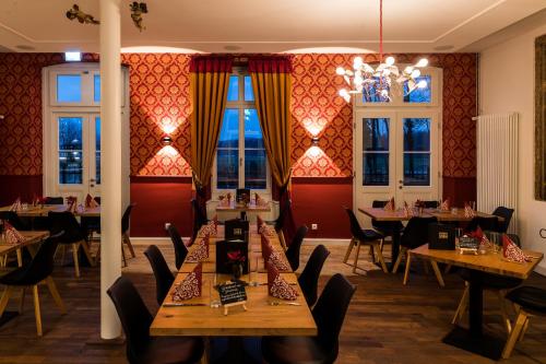 Фотография гостиницы Zum Bahnhof 1894