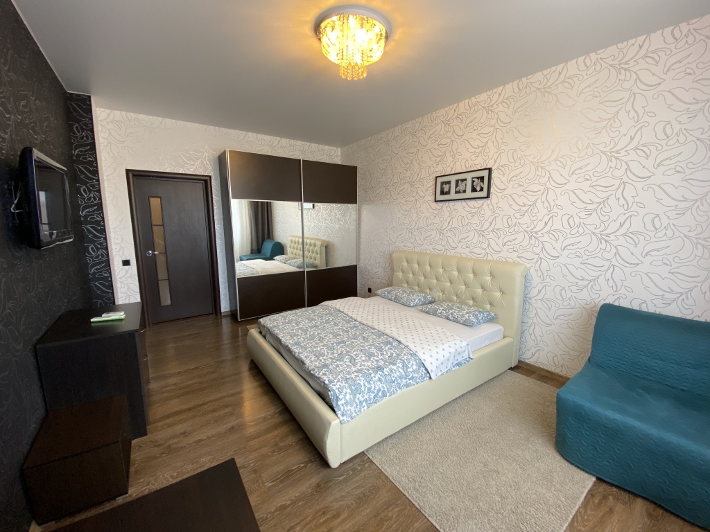 Фотография квартиры Апартаменты Люкс у аквапарка Ривьера улица Чистопольская 71А