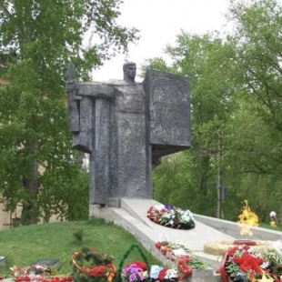 Фотография памятника Памятник Воинам-землякам