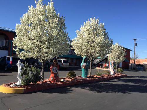 Фотография мотеля Sandia Peak Inn at Old Town Albuquerque