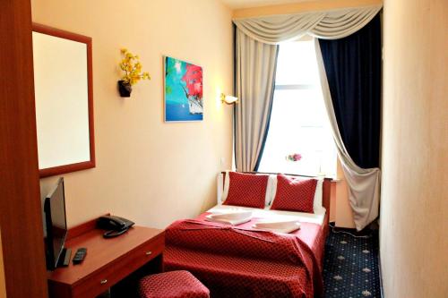 Фотографии мини отеля
Алые паруса на Фонтанке, 89