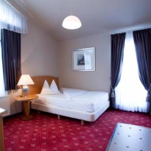 Фотографии гостиницы
Hotel Das Kleine Ritz