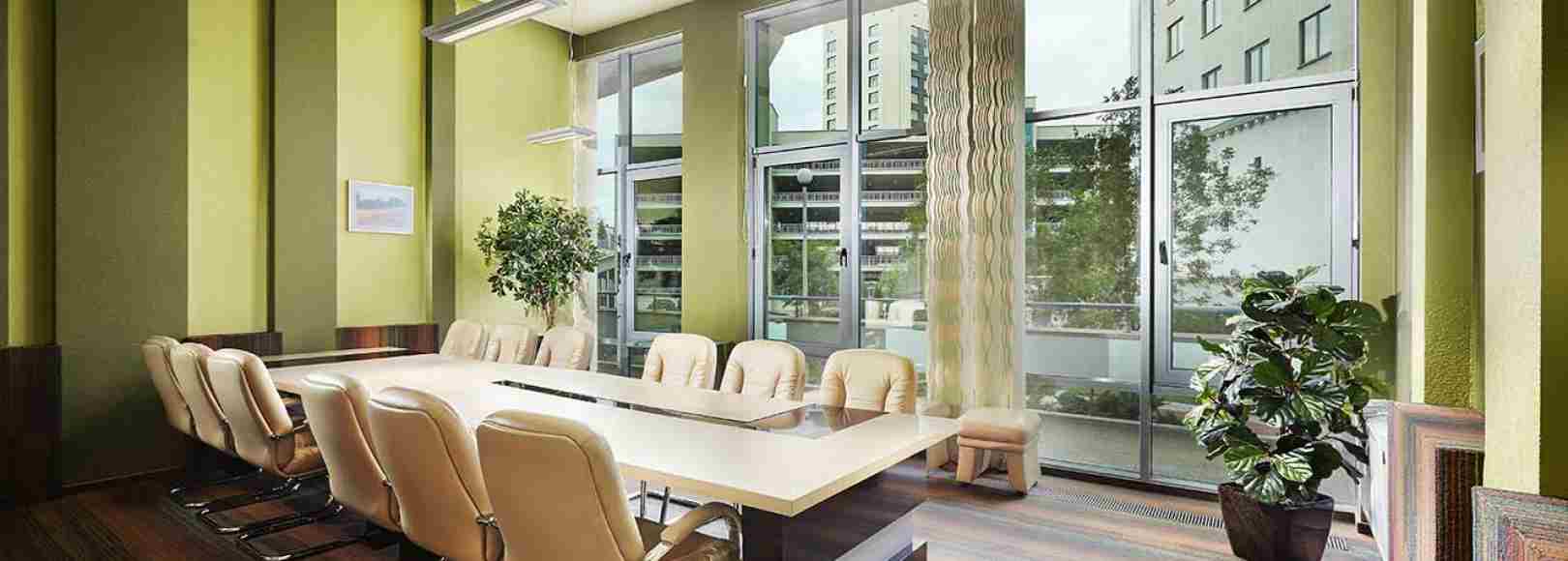 Фотография комнаты для переговоров Комната переговоров (1-й этаж, корпус 1)