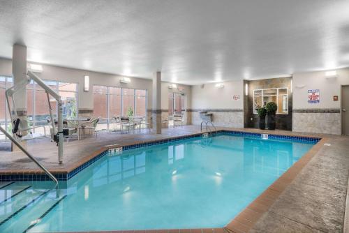 Фотография гостиницы AmericInn by Wyndham Sioux Falls North