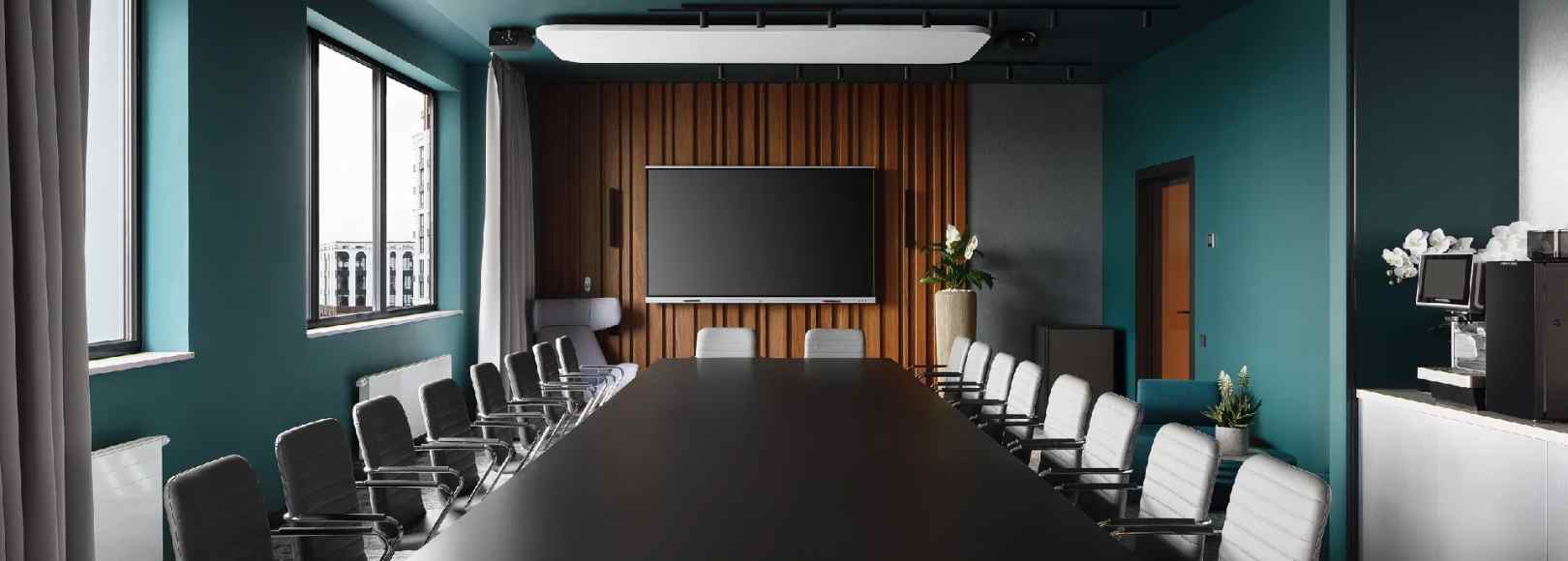 Фотография комнаты для переговоров Большая переговорная комната  Dion Inn