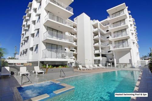 Фотография гостиницы Ocean Views Resort Caloundra