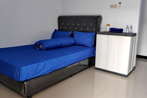 Фотография гостиницы Vaccinated Staff - OYO 2873 Griya Annisa