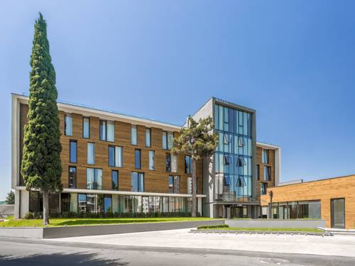 Фотография гостиницы Iveria Inn Hotel