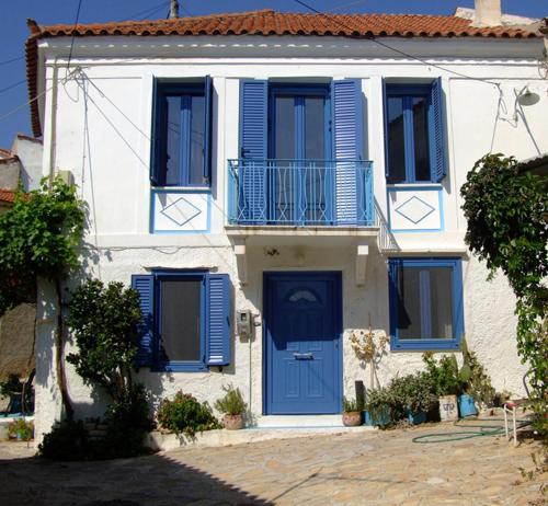 Фотография гостевого дома Spiti Mili