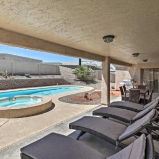 Фотография гостевого дома Family Home with Fire Pit and BBQ 3 Mi to Lake Havasu