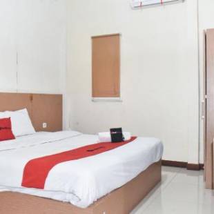 Фотографии гостевого дома 
            RedDoorz @ Pengayoman Panakkukang 2