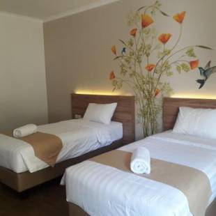 Фотографии гостиницы
Three Eight Front One Boutique Batu Malang