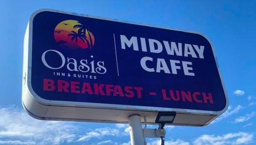 Фотография мотеля Oasis Inn & Suites