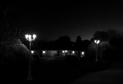Фотография мотеля White Lanterns Motel