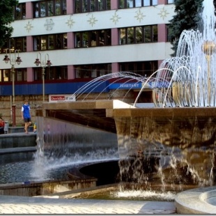 Фотография достопримечательности Фонтан на Вечевой площади