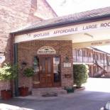 Фотография мотеля Cedar Lodge Motel