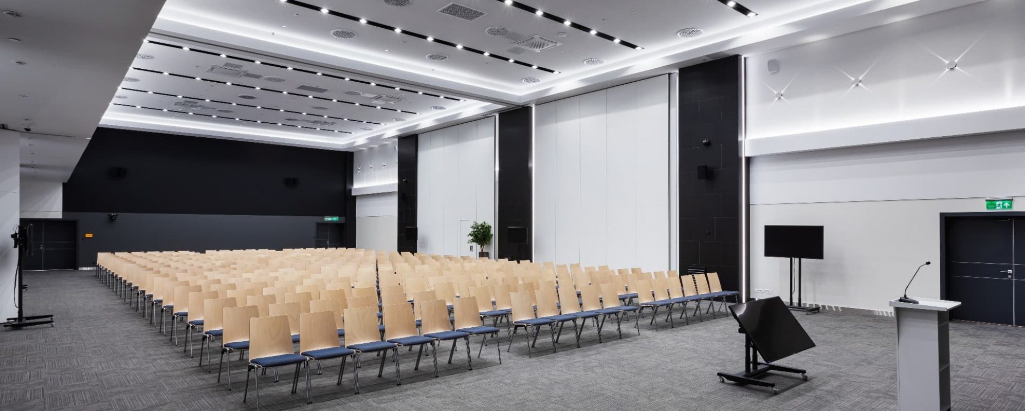 Фотографии конференц-зала Времена года II