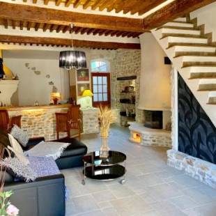 Фотографии гостевого дома
Authentique Bijou Cœur d’Orange à 2 pas du Théâtre Antique!