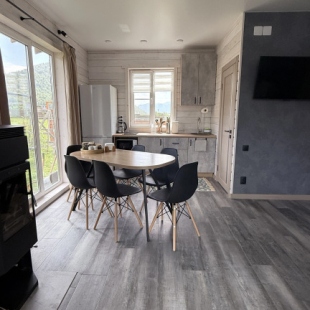 Фотография Коттеджа Шале с террасой в горах