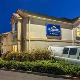 Фотографии гостиницы 
            Microtel Inn & Suites by Wyndham Auburn