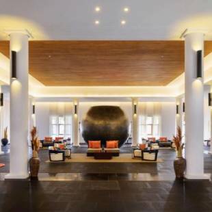 Фотографии гостиницы 
            The Lake Garden Nay Pyi Taw - MGallery Collection