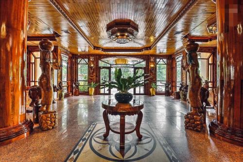 Фотография гостиницы Pierre Hotel