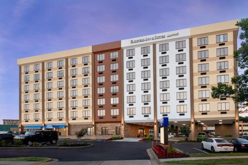 Фотография гостиницы Fairfield Inn & Suites by Marriott Alexandria West/Mark Center