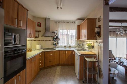 Фотография гостевого дома Amazing Vila close to Sitges, jacuzzi, swimming pool & exellent views